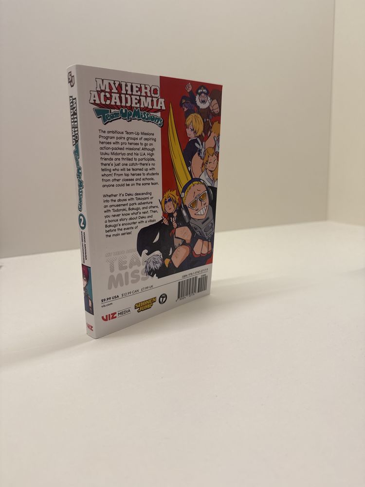 Книга(манга) My Hero acal)Emia2