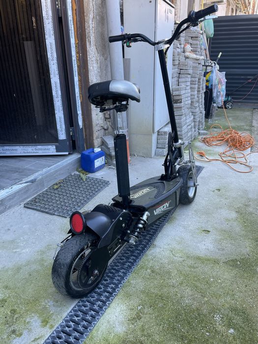 Vînd trotinetă VIRON