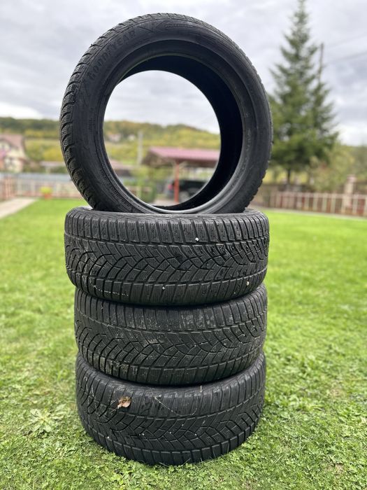 Anvelope Goodyear de iarna 225/50 17