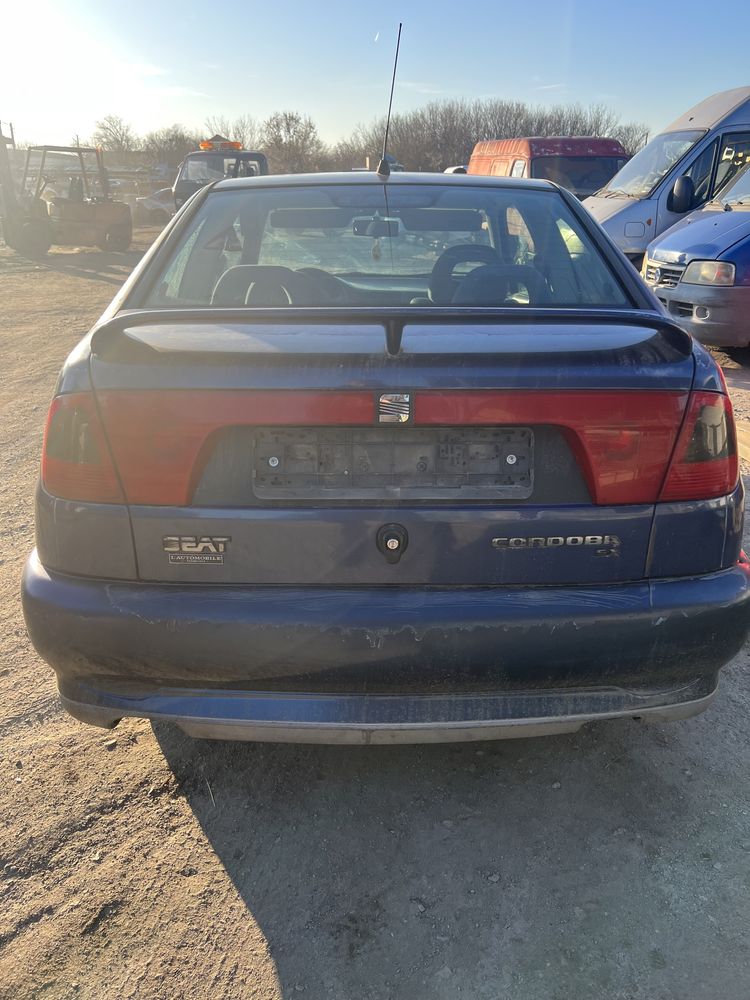 Seat Cordoba / Сеат Кордоба НА ЧАСТИ