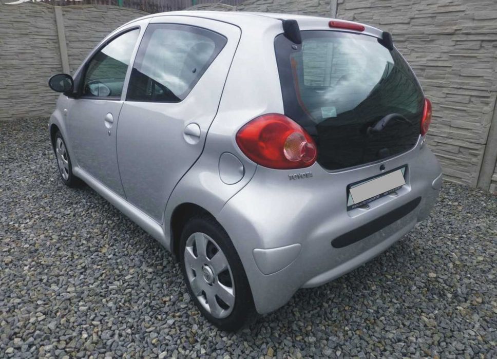 ЧАСТИ Тойота АЙГО 2006-2012г. Toyota Aygo, 5 врати, бензин 1000куб