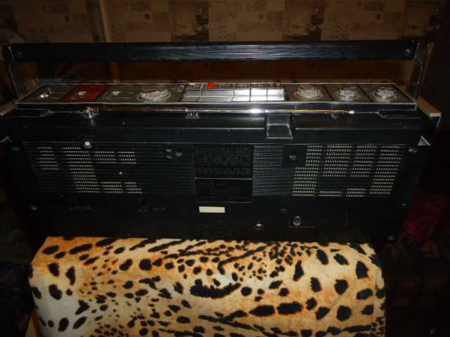 Японские магнитолы National и Sharp