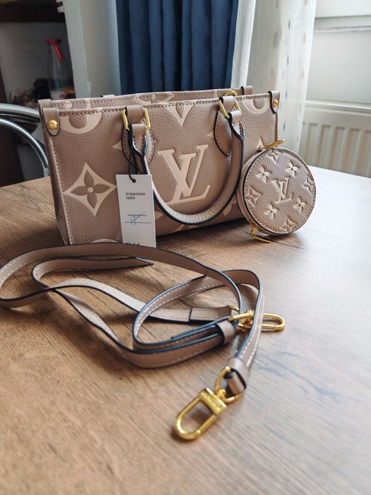 Geantă Louis Vuitton OnTheGo PM