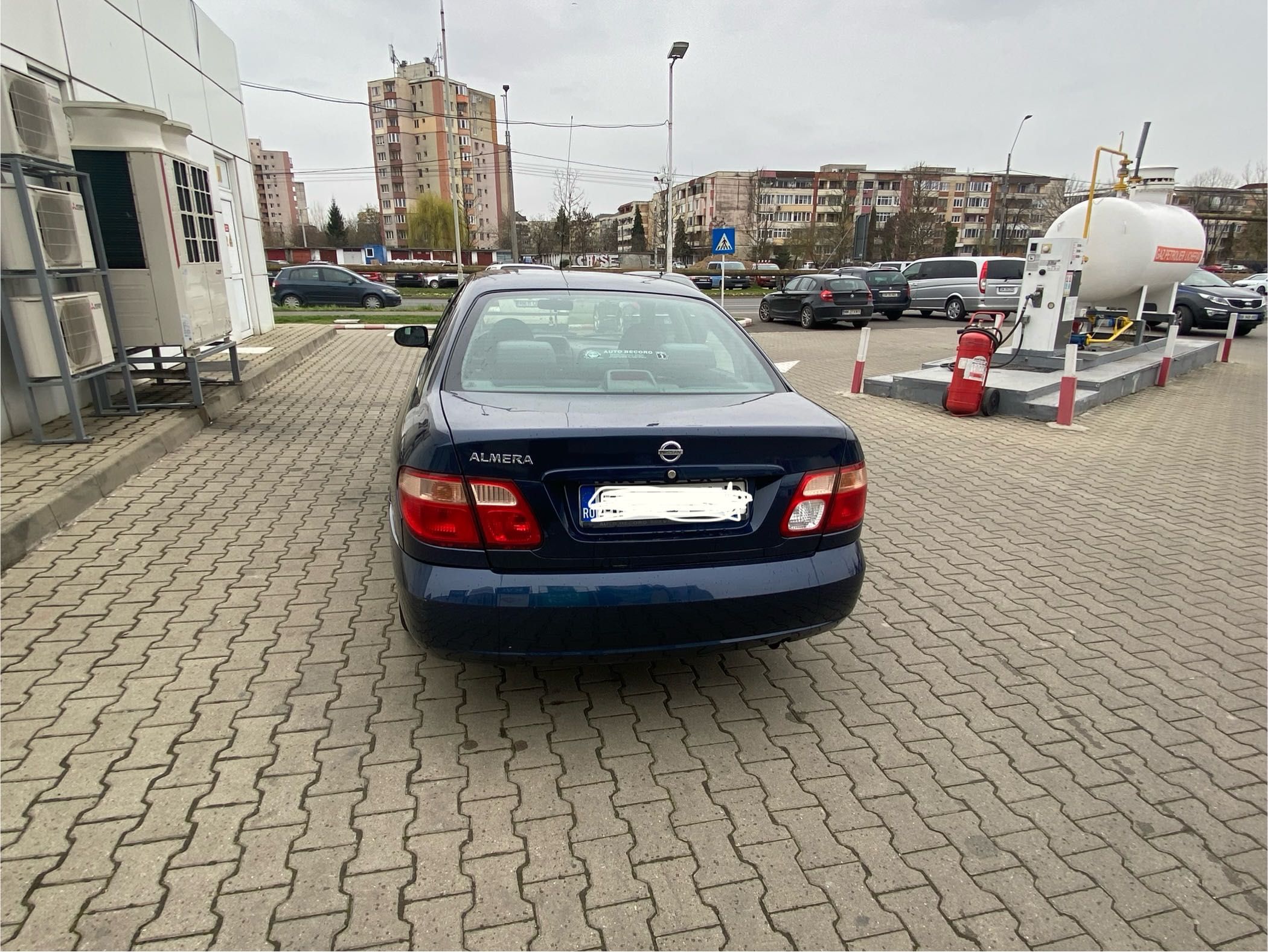 Vand Nissan Almera