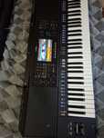 Yamaha PSR SX720 în garanție