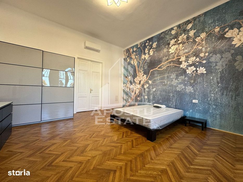 Apartament cu 4 camere semicentral in cladire istorica reabilitata