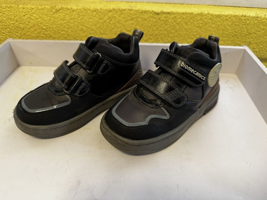 Biomecanics сникърси