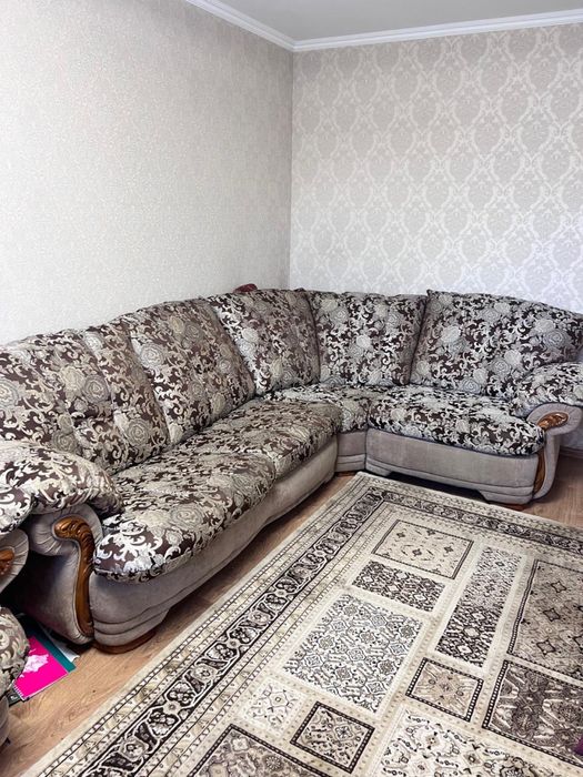 Продам угловой диван
