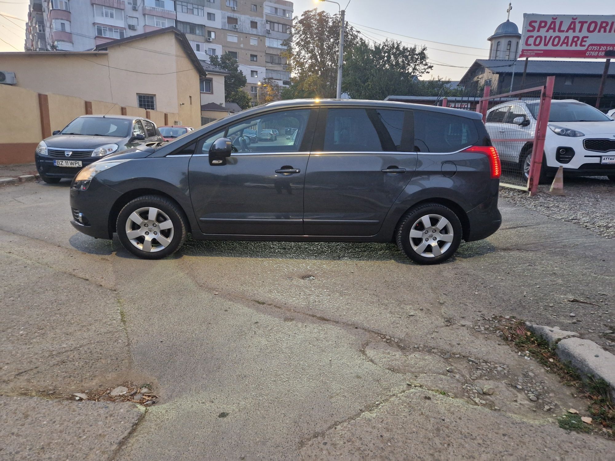 Peugeot 5008/ Posibilitate de Rate