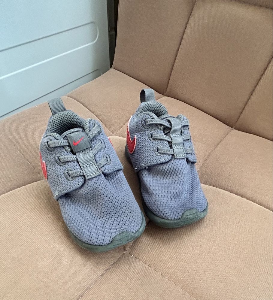 Оригинални маратонки Nike