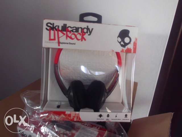 Vand casti Skullcandy UP Rock, black-red , noi cu garntie