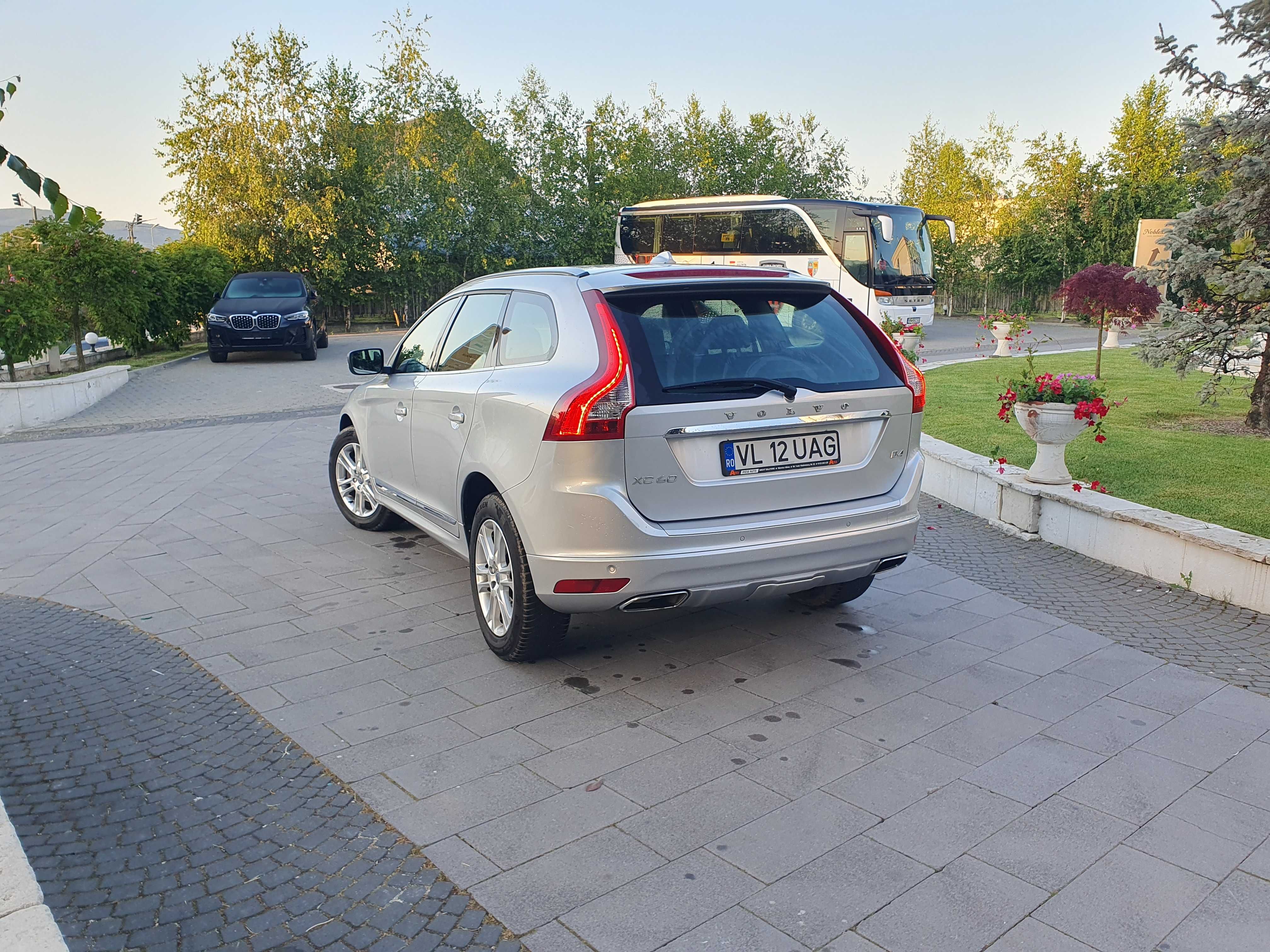 2016 Volvo xc60 2.0d 190 cp summum automat variante