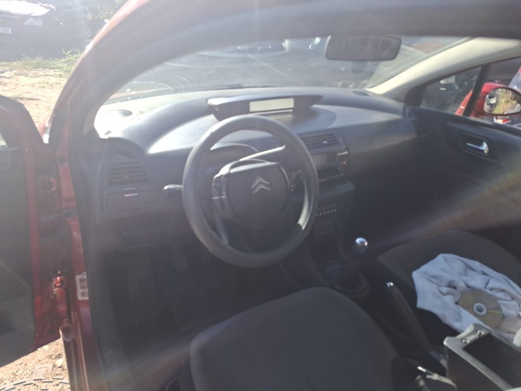 Dezmembrez Citroen c4 motor 1.6 benzina cod motor NFU