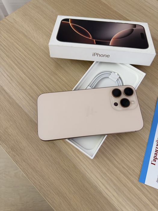 iPhone 16 Pro Max, 256 Gb, eSim, 100% идеальное состояние.