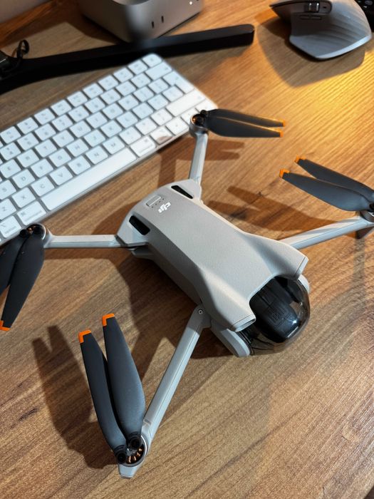 Drona DJI Mini 3