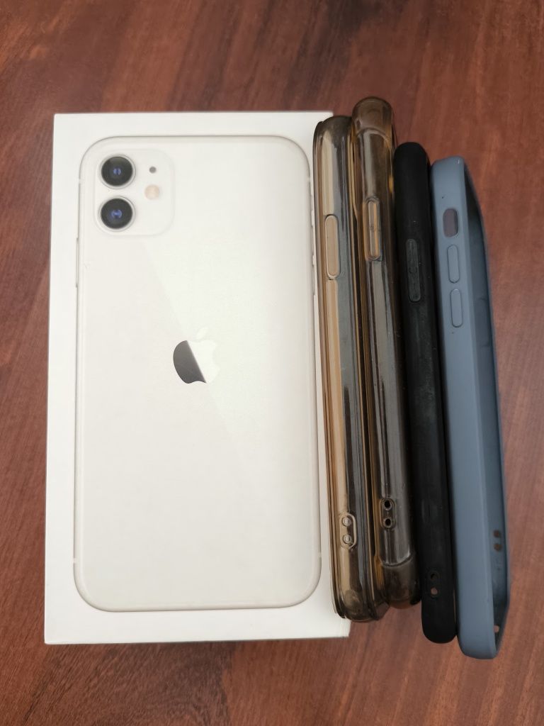 iPhone 11 , 64Gb в отличном состоянии.