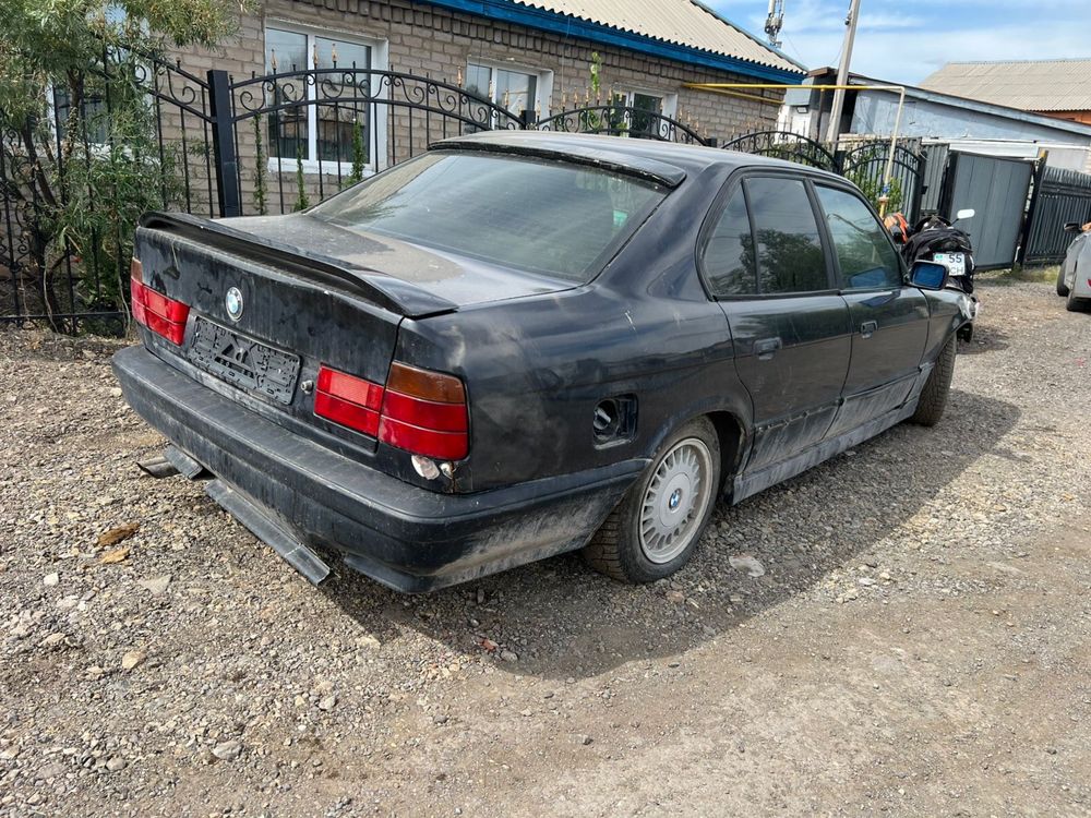 Продам бмв е34 м50б20