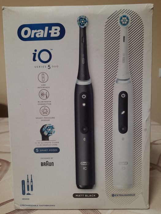 Set 2 periute de dinti electrice ORAL-B iO5