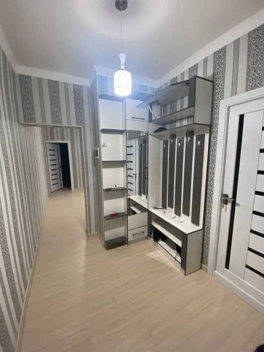 Novza metro Milliy bogʻ metrosi yaqinida kvartira bor bezmakler