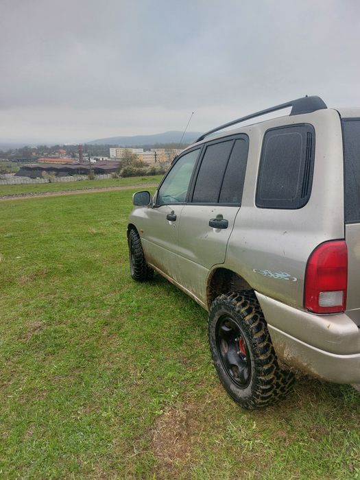 Jante originale cu cauciucuri de teren 235 60 16 suzuki grand vitara