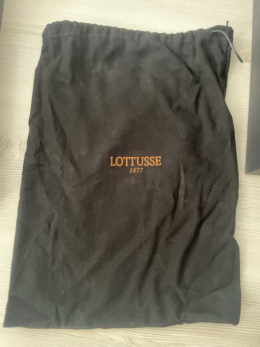 Pantofi elegati Lottuese