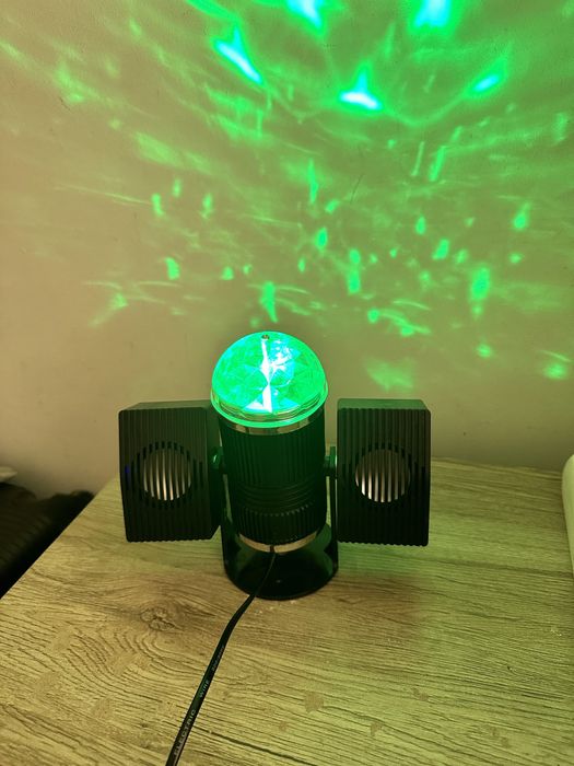 Boxa cu leduri bluetooth