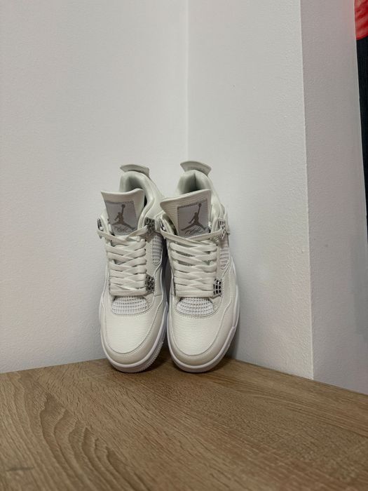 Jordan Retro 4 Pure Money