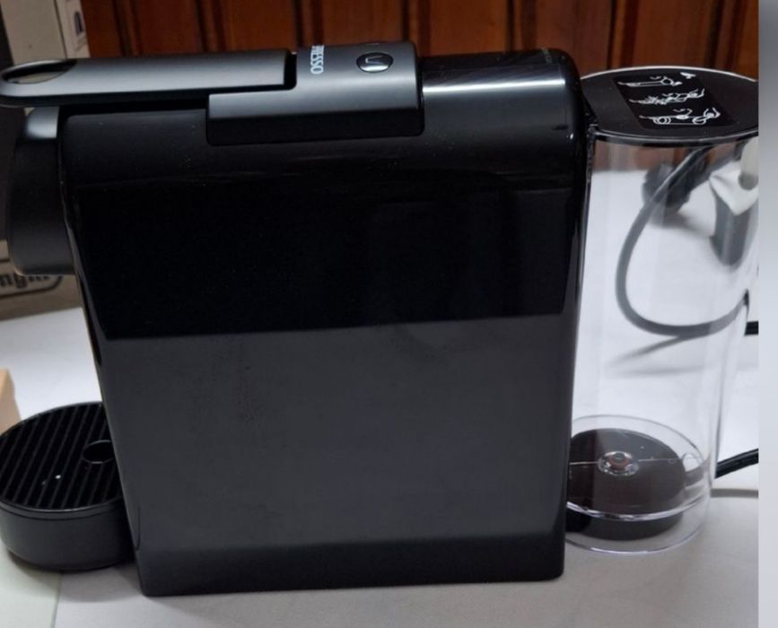 Nespresso Essenza Mini – нова, нарушена опаковка
