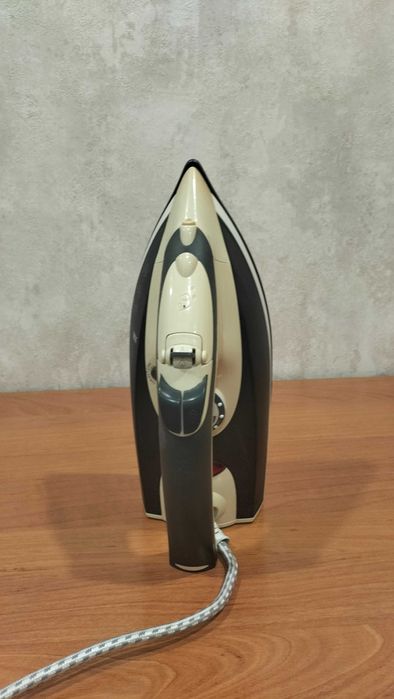 Продам утюг в рабочем состоянии