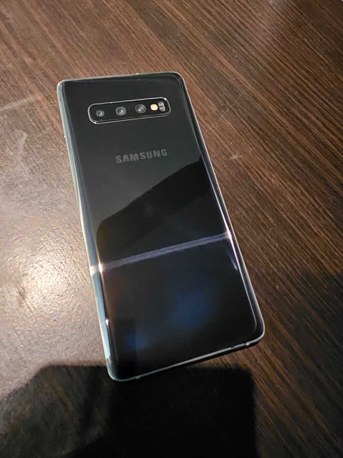 Samsung Galaxy s10 plus /  s10+ /