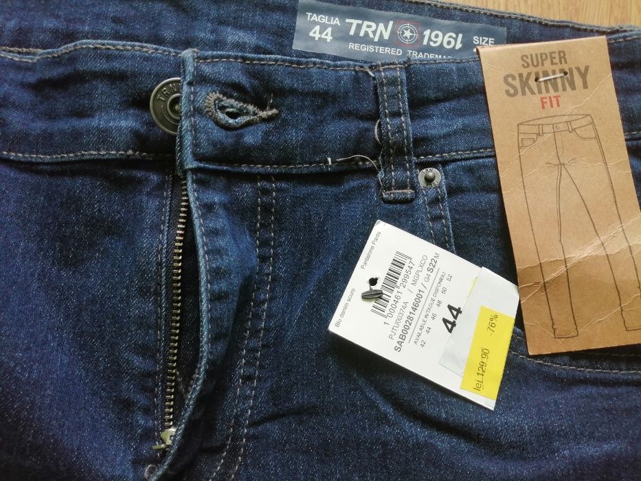 Pantaloni Blugi / Jeans Skinny fit, Efect de prespalat, Size 30(T 44)