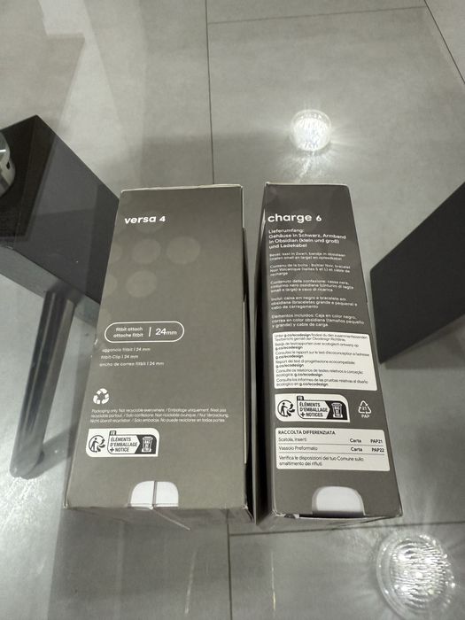 Smartwatch Fitbit Versa 4 & Fitbit Charge 6 black • NOI / SIGILATE •