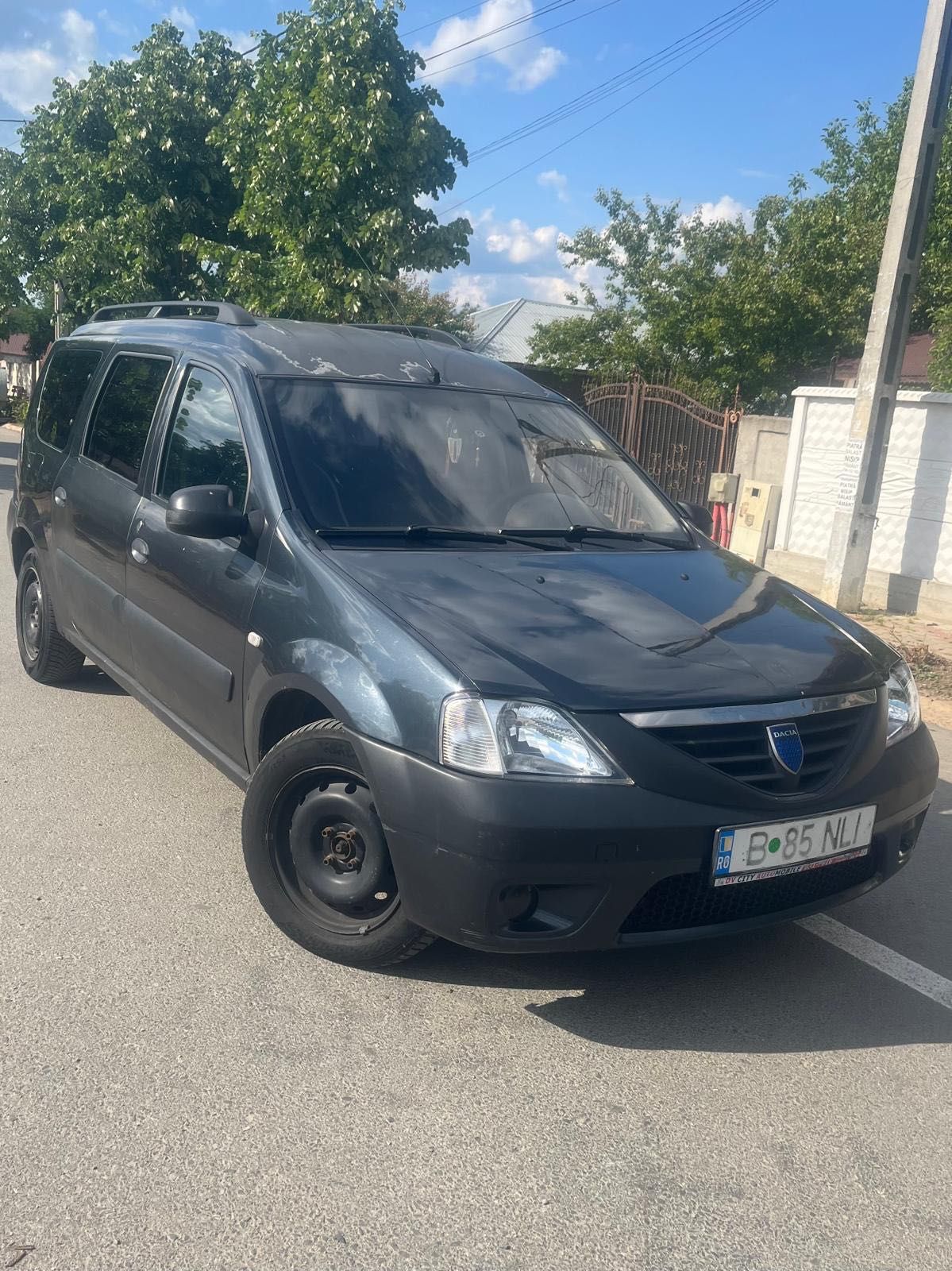 Vând Dacia logan MCV