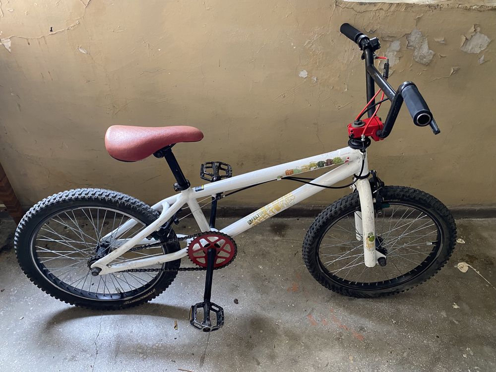 BMX Felt pe 20 inchi