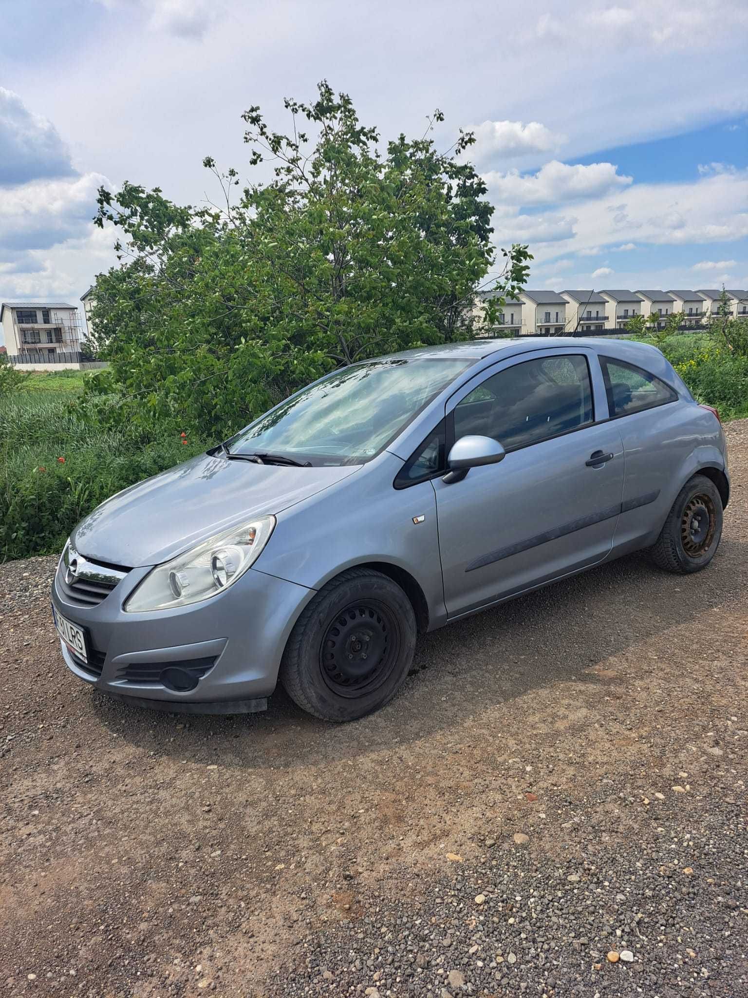 Vând Opel CORSA D