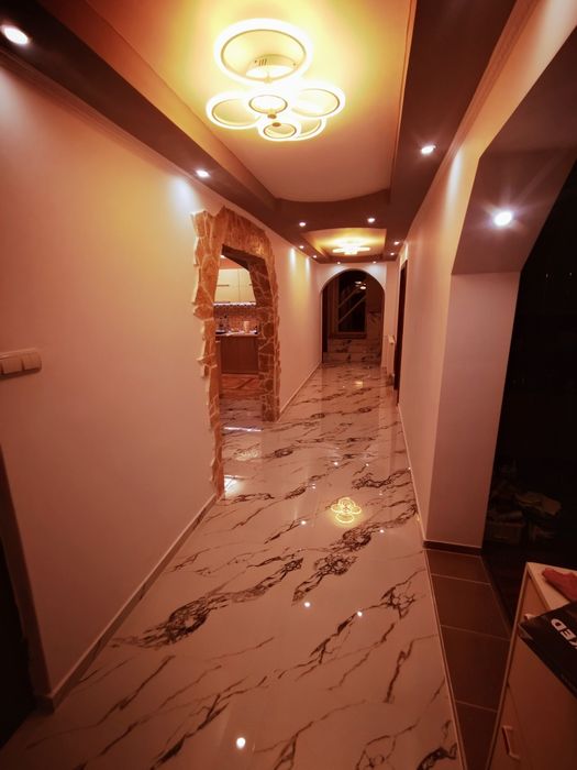 Finisaje interioare și exterioare