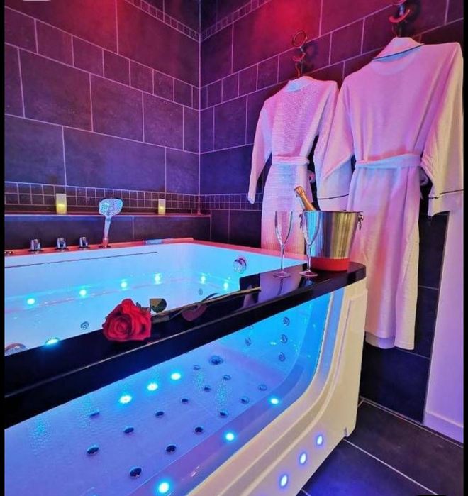 Массаж и пилинг Общий комплекс На выезд