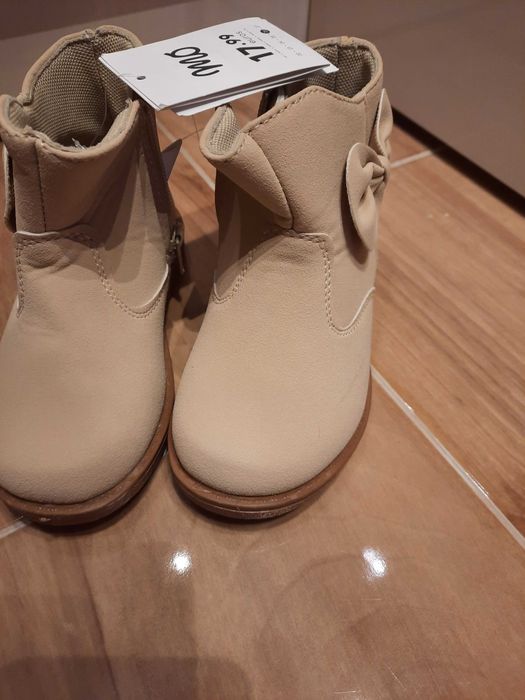 Боти за момиче, номер 26, НОВИ