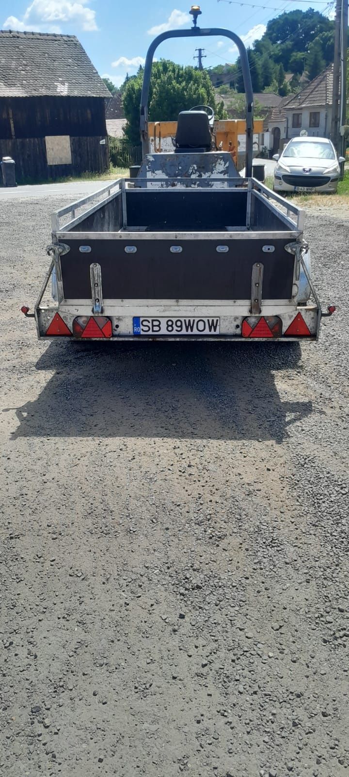 Vând Remorca în 2 axe