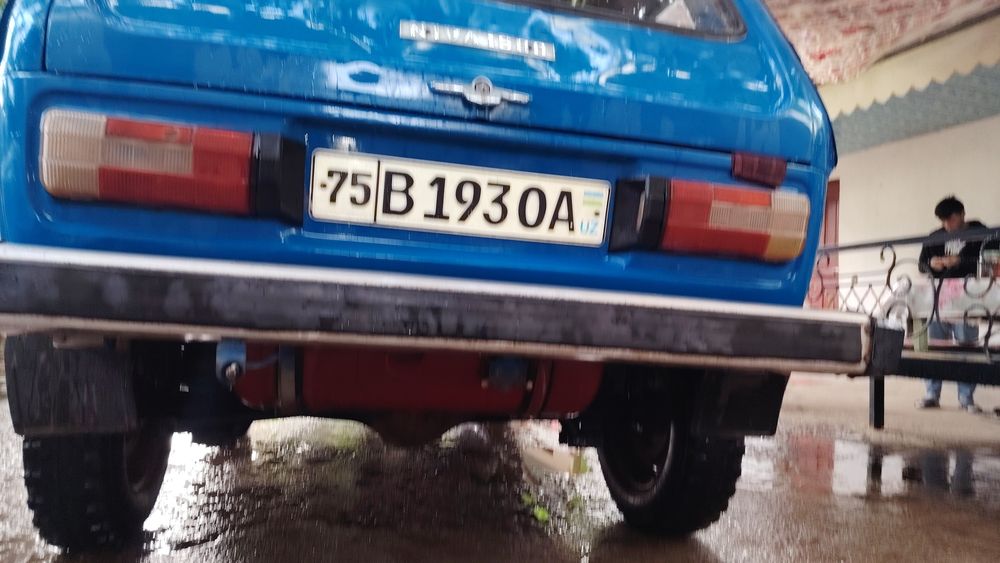 Niva  sroshna sotiladi