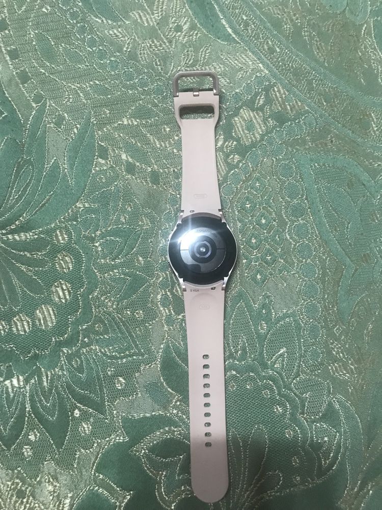 Samsung Galaxy Watch 4