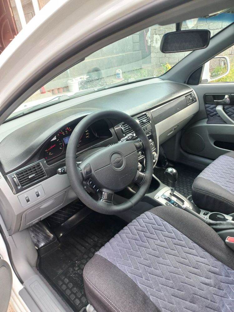 Chevrolet Jentra