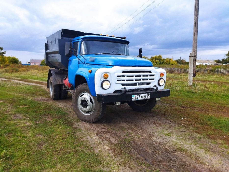 Зил 130 в отличном состоянии.