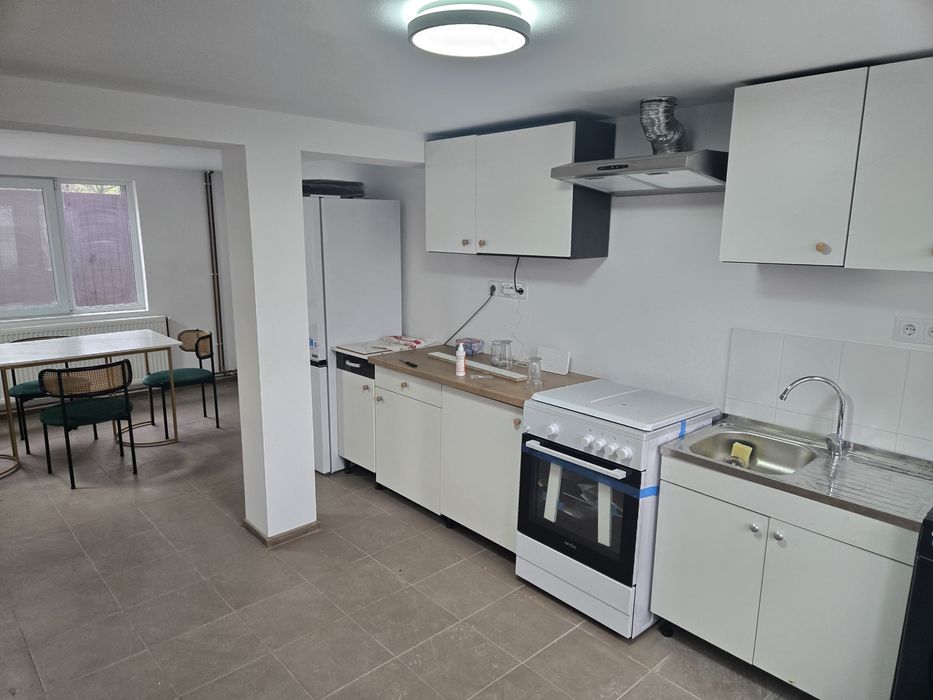 Inchriez apartament 2 camere ,Aiudul de sus