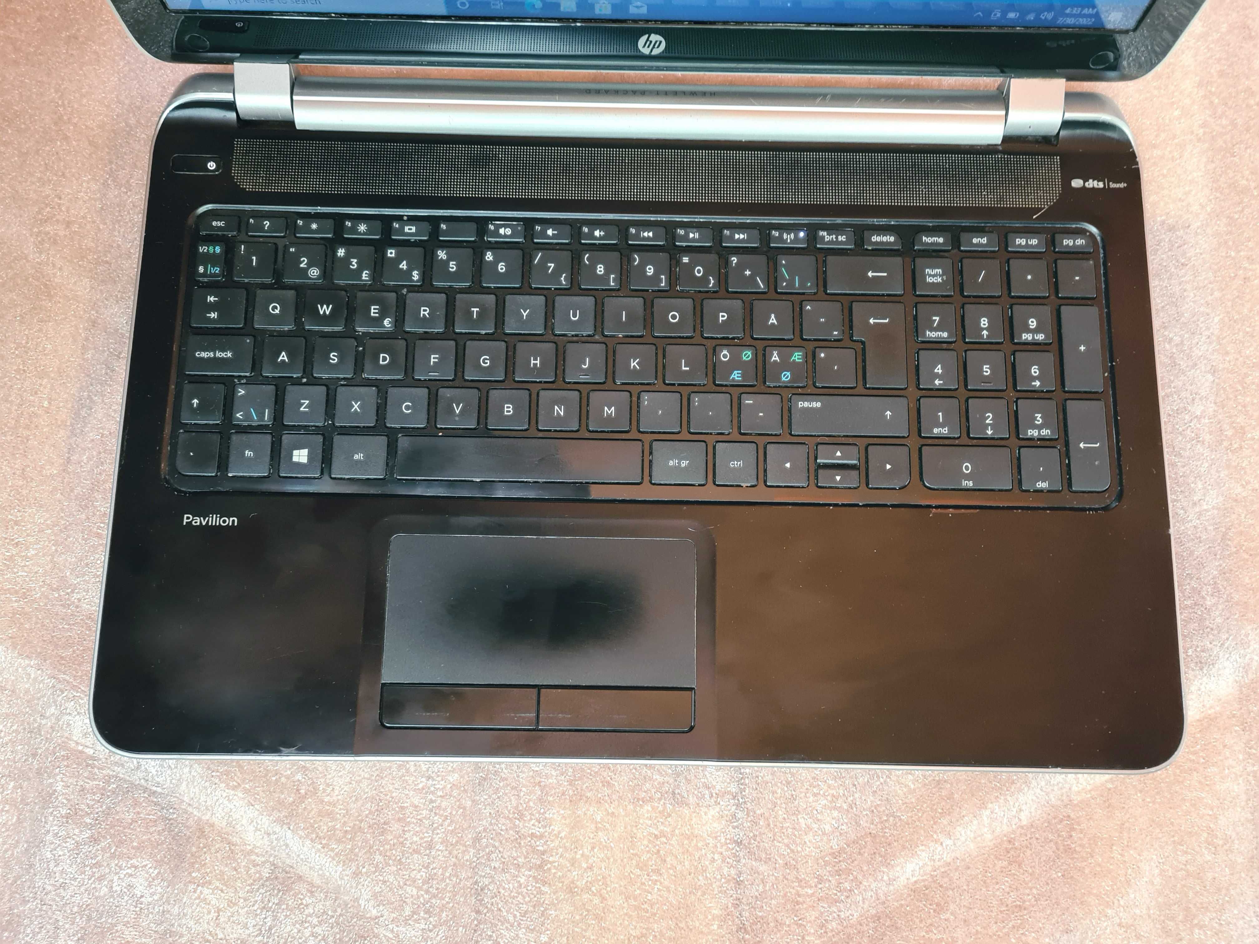 Laptop HP 15.6", AMD Quad Core, 8 GB RAM, HDD 750 GB, Video Dedicat