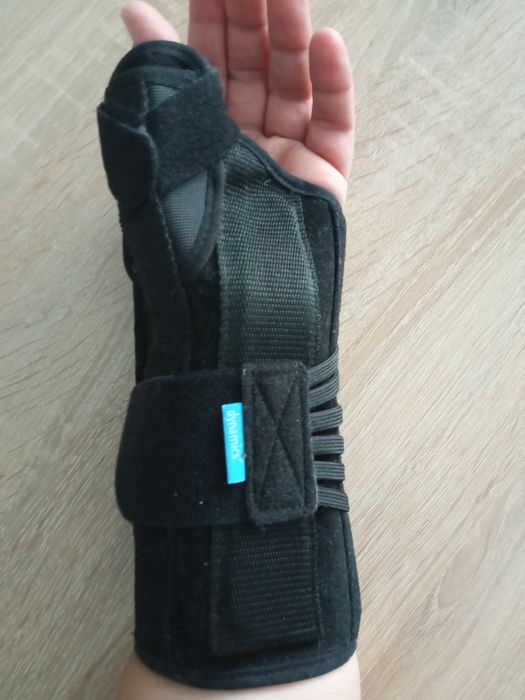 Имобилизираща шина за ръка/китка