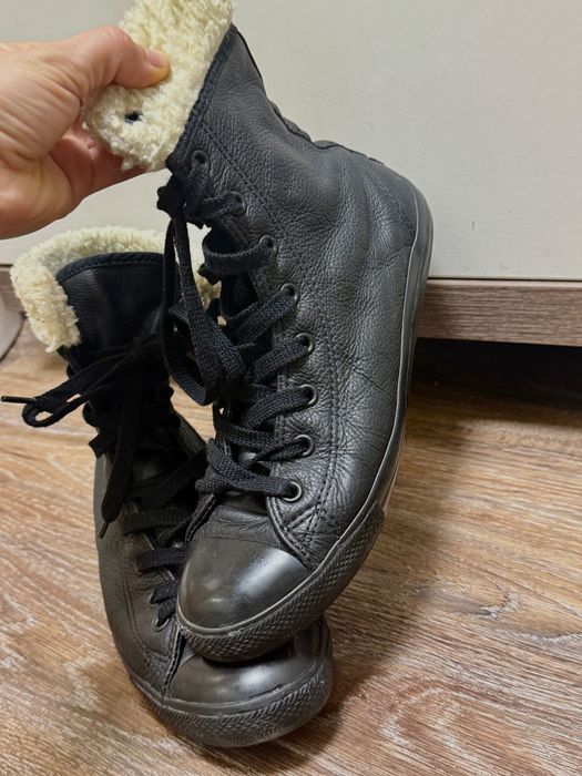 Оригинални кецове на Converse ест кожа 38,5 номер