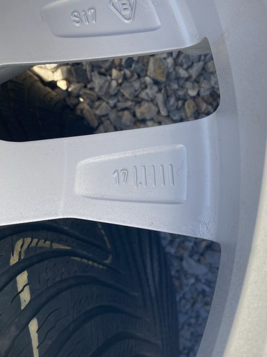 17 цола 5 х 112 мм Мерцедес , Ауди , Фолксваген , Шкода , Сеат , VW