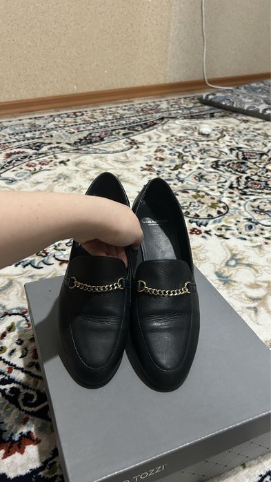 Продается обувь в хорошем состоянии