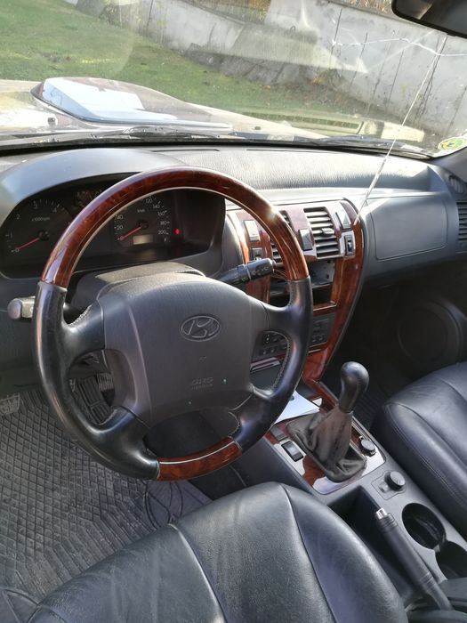 Хюндай Теракан на части пресен